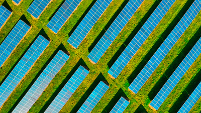 panneaux solaires au sol